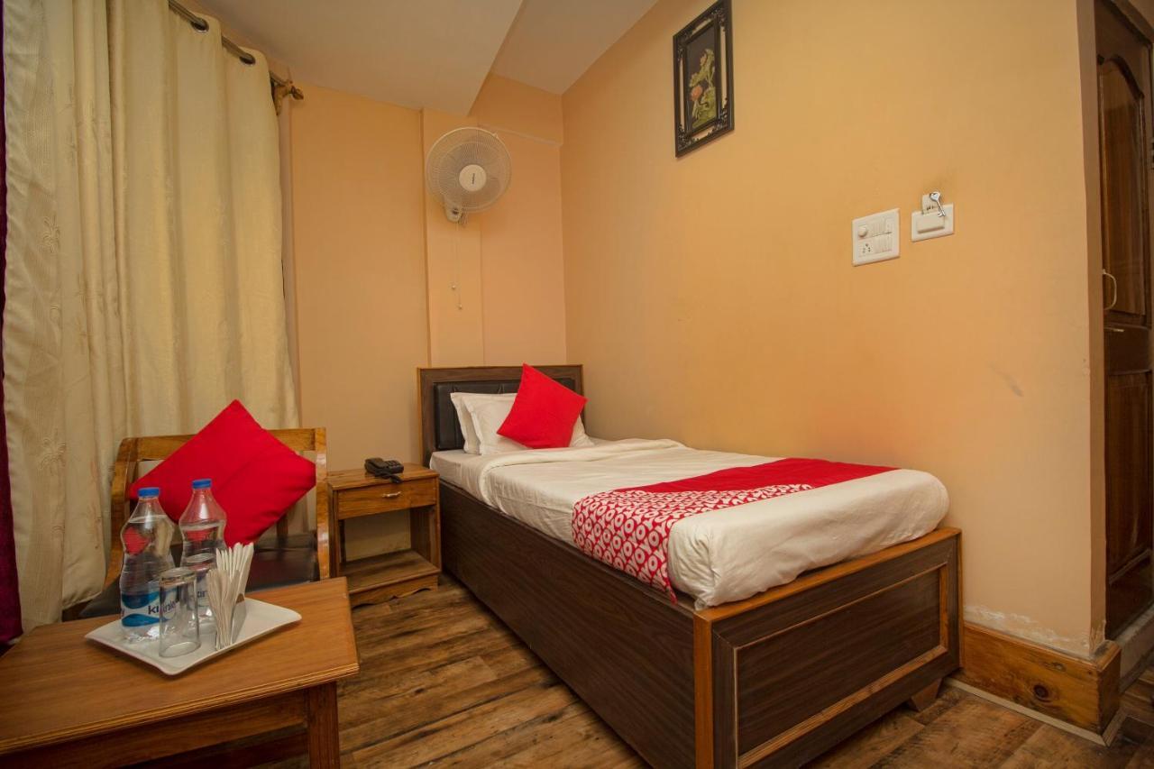 Oyo 23409 Lama Dhim Hotel Kalimpong Room photo